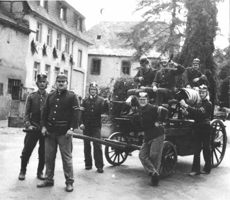 Schauübung bei Feuerwehrfest 1973 in Burgen